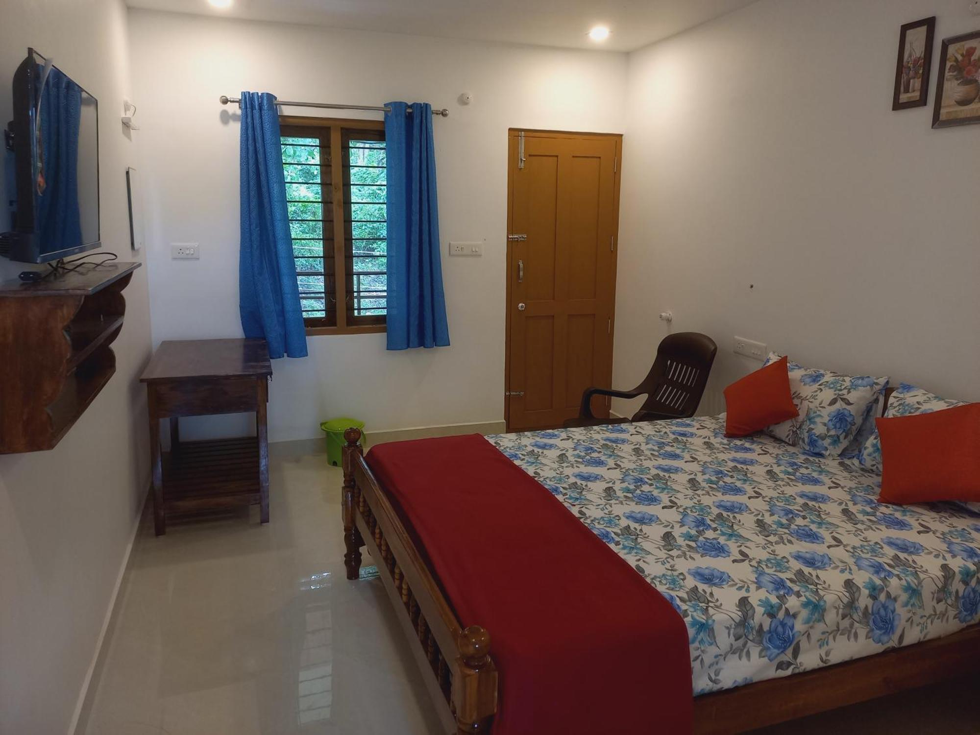 Wild Window - Forest View Homestay Thekkady Exterior photo